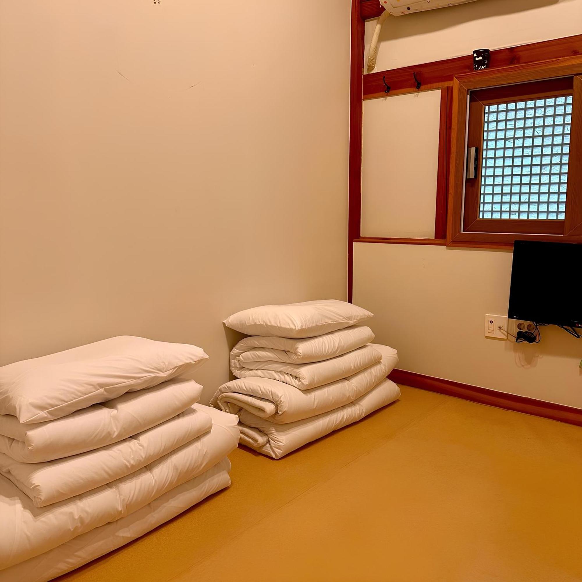 Hanji Gguljam Jeonju Exterior photo